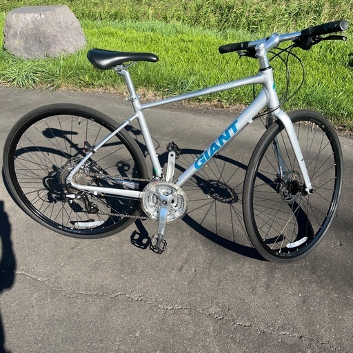 GIANT ESCAPE R DISCクロスバイク
