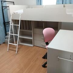 【美品】ニトリのシステムベッド　白　デスクと椅子もついてます 美品】ニトリのシステムベッド 白 デスクと椅子もついてます