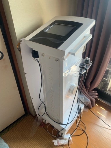 脂肪を超音波で溶かせる業務用エステ機器