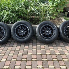 (値下げ)   
夏タイヤ 215/70/16  XTREME  J  　  16✖️7.0J  35  5✖️114.3