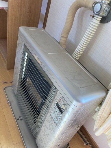 美品　FF灯油ヒーター
