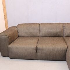 IDC OTSUKA(大塚家具)で取り扱われていた北欧デンマークのソファブランドTHECA(テカ)社のFRESNO(フレスノ) カウチソファー。北欧ならではの洗練されたデザインが魅力です♪ 