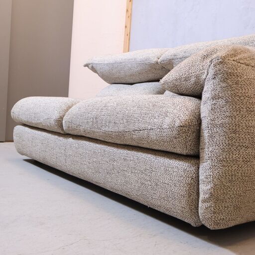 j20 ファブリック ロールアーム ラブソファ