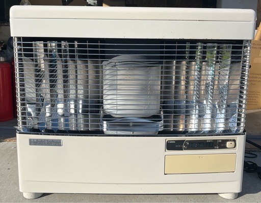 【現状品】【USED】サンポット　煙突式石油ストーブ　KSH-7010RC　2014年製