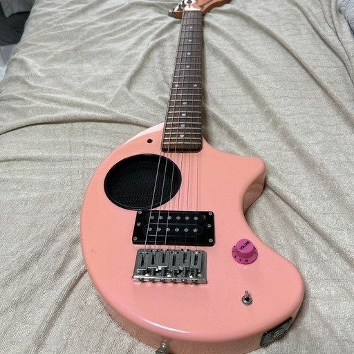 取引中　フェルナンデス　zo-3 エレキギター