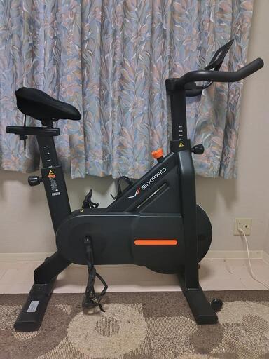 ミュベール⚫️フリル付き花モチーフ長袖シャツライトブルー