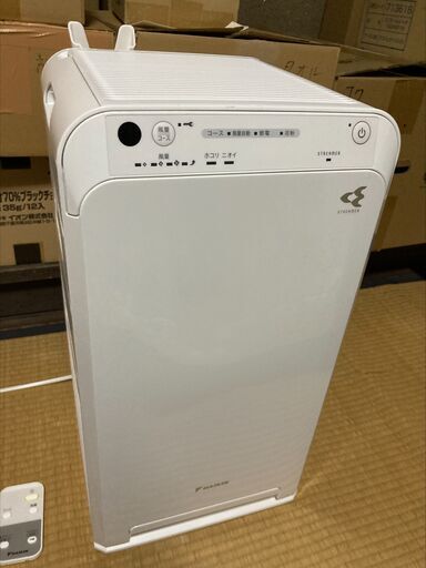 信頼あるDAIKINの空気清浄機　美品