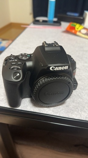 本日限定‼️美品Canon KissX10ダブルズームキット