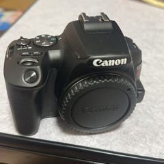 本日限定‼️美品Canon KissX10ダブルズームキット