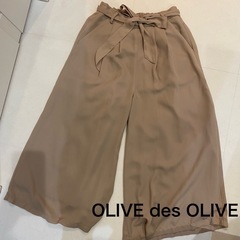 OLIVE des OLIVE ベージュ　パンツ