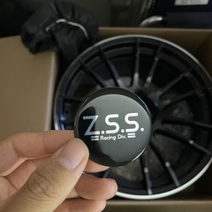 新品未使用 ZSS DG7R 10.5J +15 114.3 18インチ ホイール