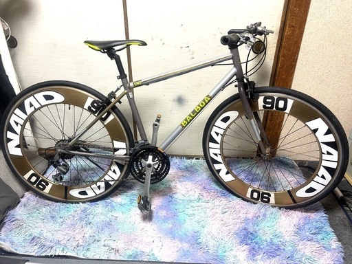 BALBOAクロスバイク27インチSHIMANO 21段変速、ディープホイール