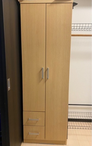 湯川家具　ワードローブ