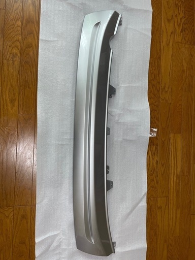 ホンダ　ヴェゼル　スポイラー類