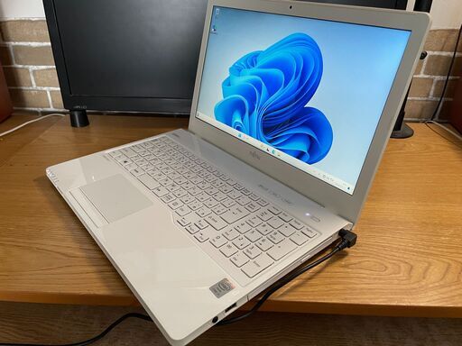 富士通 LIFEBOOK AH45/U
