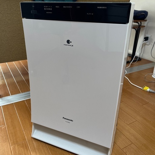 パナソニック空気清浄機 /  6,000円