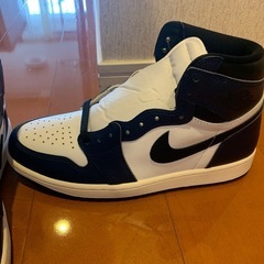 ナイキ　スニーカー　Air Jordan 1 Retro High OG Midnight Navy27.5