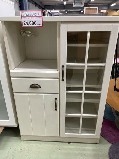 家具探すなら「リサイクルR」❕ミドルレンジボード❕キッチン収納❕ ゲート付き軽トラ”無料貸出❕購入後取り置きにも対応 ❕R5010