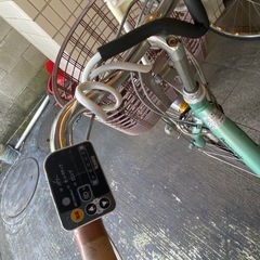 訳あり電動アシスト自転車と空気入れ