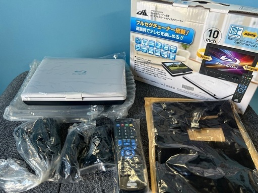 新品・未使用品ポータブルプレーヤー・APBD-F1020HW ポータブル