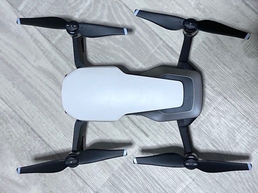 4K ドローン　Mavic air