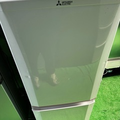 ご来店時、ガンお値引き‼️MITSUBISHI(ミツビシ) 2015年製 146L　2 ドア冷蔵庫🎉