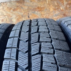 極上タイヤ　DUNLOP ダンロップ　WM02 205/60R16 スタッドレス　タイヤ　2022年製　16インチ