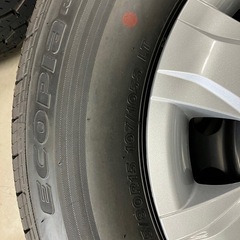 ハイエース トヨタ　スチールホイール 6H エコピア　新車外し　24年2週　ホイールキャップ付き