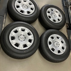 ハイエース トヨタ　スチールホイール 6H エコピア　新車外し　24年2週　ホイールキャップ付き