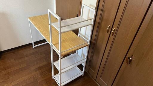 収納ラック付きデスク