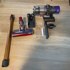 【ジャンク品 Dyson Cyclone V10 Fluffy ...