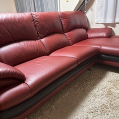 L字型カウチ付きソファー　革製
