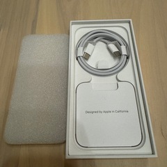 iPhone 15pro ホワイトチタニウム　256GB