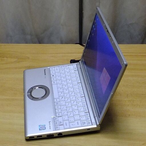②美品・高性能 Panasonic Let's note CF-SV Windows11pro