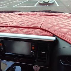 デイズルークス用　B21A　赤ダッシュマット、黒赤フロアマット、シートカバー　新品エアコンフィルター2個付けます