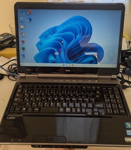 1年保証（Windows 11+Office2021年）　NEC LAVIE LL750/W