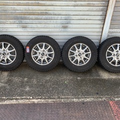 スタッドレスタイヤ　145/R12 軽トラ・軽バン　