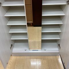 【トレファク イオンモール常滑店】2枚扉のミラー付シューズボックスが入荷いたしました！！