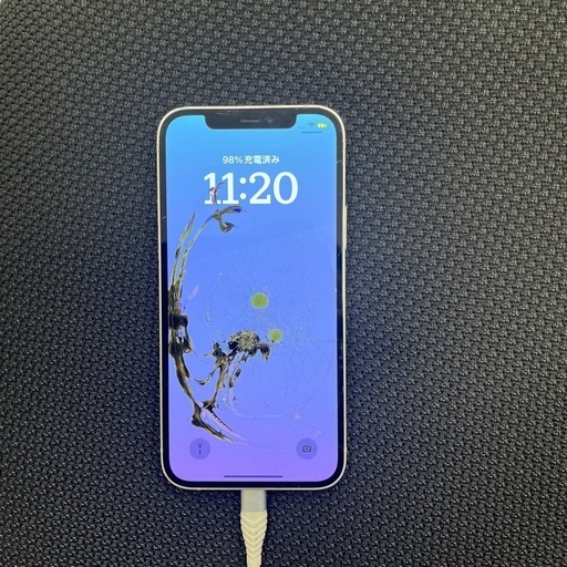 iPhone12 割れあり