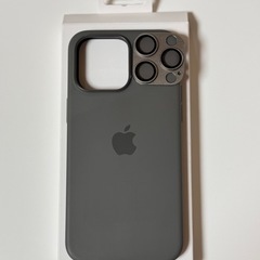 iPhone 15 Pro Max 256GB 純正ケース付き