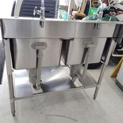 現状渡し 2口 シンク 厨房 ステンレス 作業台  ガレージ 洗い場 全幅100cm×奥行60cm×全高94.5cm 深さ26㎝ 苫小牧西店 現状渡し 2口 シンク 厨房 ステンレス 作業台 ガレージ 洗い場 全幅