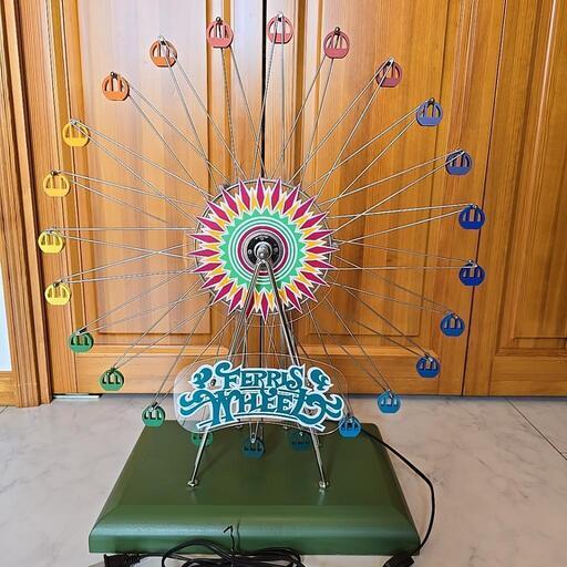 インテリア　動く観覧車