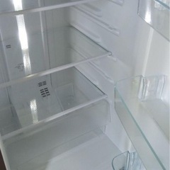 【2017年製】168L　一人暮らし 冷蔵庫　Panasonic NR-B179W-T