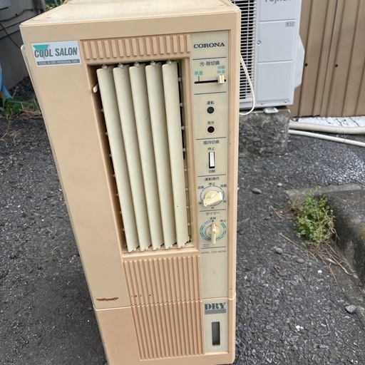 エアコンの扇風機\n