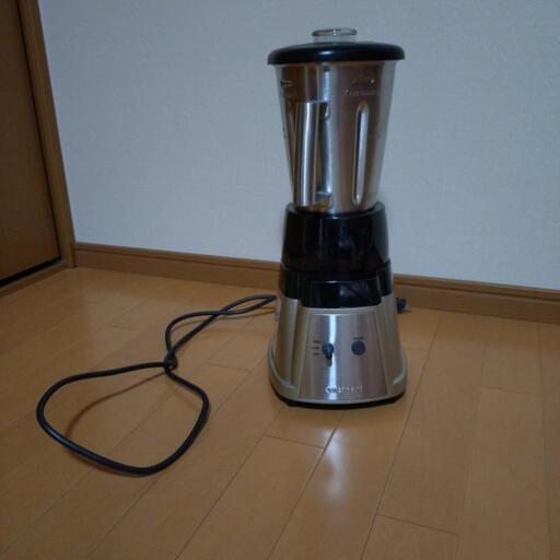 未使用品　クイジーナート製　ミキサー