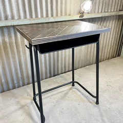 懐かしい！【木工屋の学校机】勉強机　テーブル　ヘリンボーン天板　つや消し黒