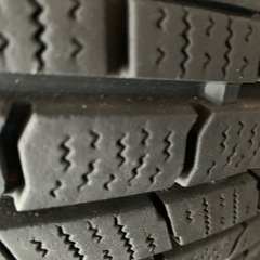 最終値下げ(ハイエース用)スタッドレスタイヤホイルセット(ホイールキャップ付き)