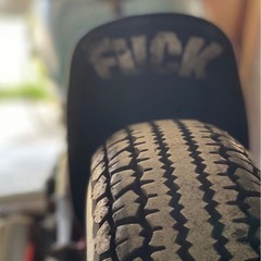 最終値下げ(ハイエース用)スタッドレスタイヤホイルセット(ホイールキャップ付き)