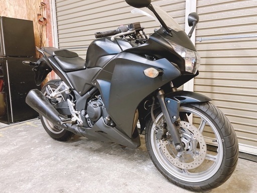 ホンダ　CBR250R 配送可能　支払いは現金or振り込みも可能