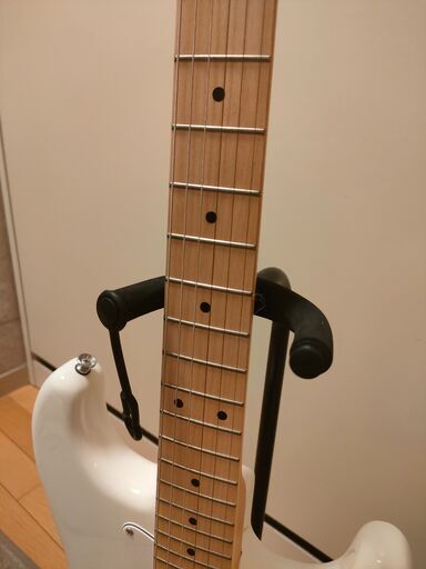 PLAYTECH(プレイテック) ST250 Maple White エレキギター 中古（ケーブル・ピック・スタンド付き）